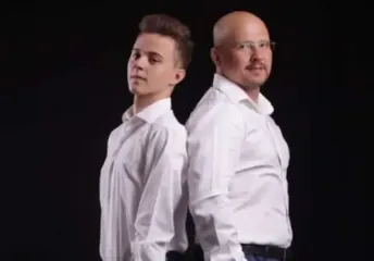 Незважаючи на окупацію, син депутата Ярослав Вельможний задекларував значні заощадження та майно