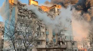 Патрульні показали кадри перших хвилин після удару РФ по будинках у Тернополі