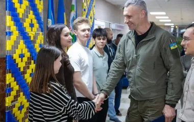 Киев вводит в учебных заведениях современные технологии безопасности, - Кличко