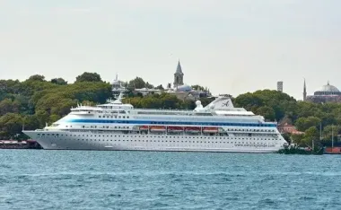До Стамбула не пропустили російське круїзне судно із сотнями пасажирів