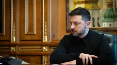 Зеленський провів зустріч із фракцією "Слуга народу" на тлі корпуційного скандалу