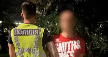 У Києві чоловік пограбував двох школярів: суд відправив його за ґрати на понад 7 років