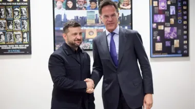 Зеленський та Рютте обговорили "мирний план" США