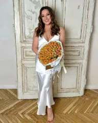 Могилевська на тлі чуток про шлюб засвітилася з весільною обручкою на підмізинному пальці