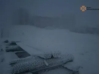 На горі Піп Іван вдарив сильний мороз: рятувальники попередили про небезпеку