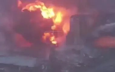 Occupiers destroyed residential high-rise building in Myrnohrad with FAB-3000M54 aerial bomb. VIDEO