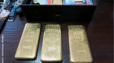 Отец экс-министра энергетики хотел через суд вернуть 48 кг золота и $4,8 млн – судья отказал