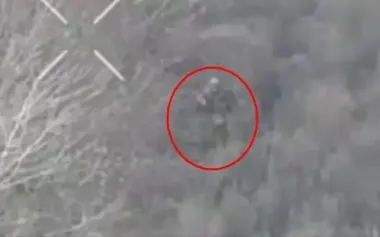 Hundreds of occupier fragments scatter in all directions after mine detonates. VIDEO