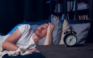 Нестача сну може подвоїти ризик трьох хронічних захворювань: лікарі б'ють на сполох