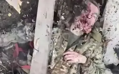 Russian soldier eliminated after direct hit by Ukrainian drone in Kupiansk direction. VIDEO