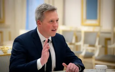 Министр армии США может посетить РФ для переговоров по Украине, - CBS