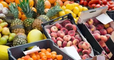 В Україні починають дорожчати "святкові" фрукти: як змінились цінники