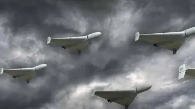 РФ масовано атакує Київщину: є поранена дитина та руйнування