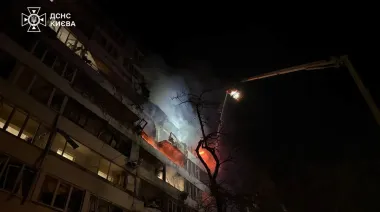 Зеленский: Более 460 беспилотников и 22 ракеты выпустила Россия по Украине