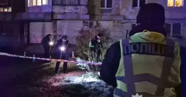 Стрілянина в Чернігові: поліція затримала озброєного чоловіка