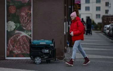 В Киеве и областях ввели экстренные отключения света: где работают графики, а где - нет