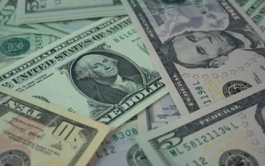 Долар і євро подорожчали в обмінниках