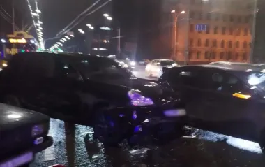 Устроил ДТП и открыл стрельбу: в Киеве задержали водителя Porsche