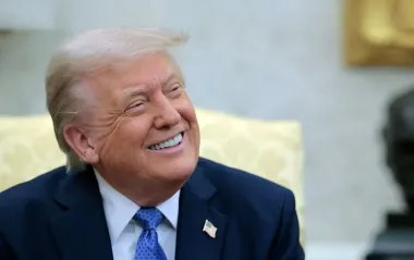 Суд в США закрыл последнее уголовное дело против Трампа