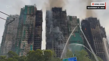 Из-за пожара в многоэтажках Гонконга погибли более 40 человек