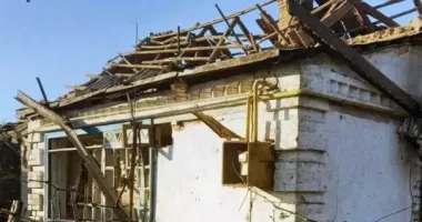 Массированные удары по Запорожской области: ранена женщина, повреждены сотни домов