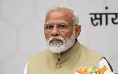 Индийская рупия рекордно ослабевает на фоне последствий войны РФ против Украины