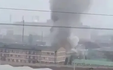 Drone attack sets Akhmat-North Rosgvardia regiment military compound ablaze in Grozny. VIDEO