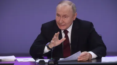 Putin wants to discuss with US legal recognition of Crimea and Donbas as Russian territories
