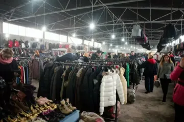 Речі із секонд-хенду можуть зберігати сюрпризи, про які краще знати заздалегідь: що варто перевірити