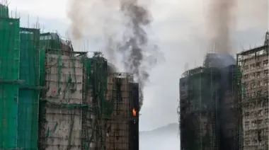 Пожар в высотках Гонконга: количество погибших возросло до 94