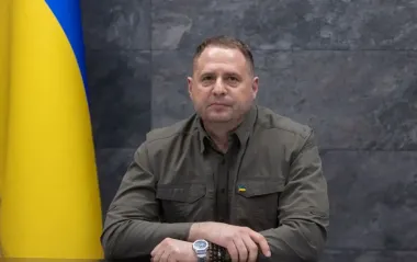 Зеленский не подпишет ни одного документа об отказе от территорий Украины, - Ермак