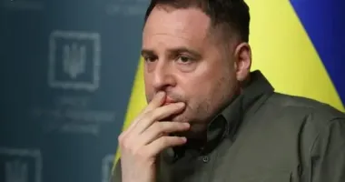 Попри звільнення Єрмаку все ж вручать підозру