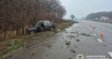 На Полтавщині BMW зіткнувся з ВАЗ: водій утік із місця ДТП