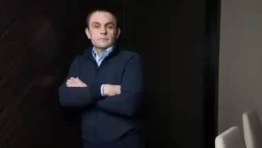 Василий Весёлый оказался в центре схем, связанных с Миндичем, Цукерманом и российскими активами