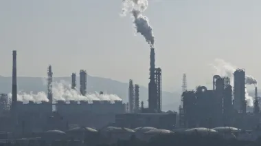 Промышленность Китая переживает самый продолжительный спад в истории – Bloomberg