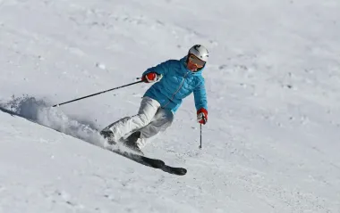 Значно дешевше, ніж в Буковелі: названі найдоступніші курорти для лижників в Україні