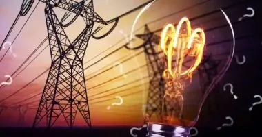 У деяких районах Києва після ракетної атаки досі не відновлено електропостачання