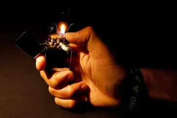 Чоловік 35 років проходив із запальничкою у шлунку