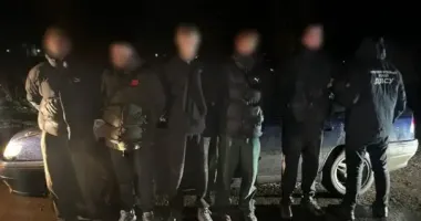 На Буковині біля кордону з Молдовою затримали чотирьох чоловіків та їх провідника