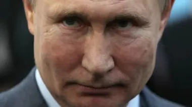 Putin signs 30-day visa-free entry for Chinese citizens