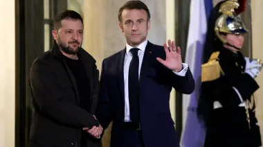 Zelenskyy speaks with Macron about peace that "must become truly durable"
