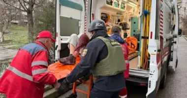 Ворог понад два десятки разів обстріляв Нікопольський район: поранено 13 цивільних людей