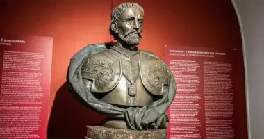 У Києво-Печерській лаврі представили унікальне погруддя Івана Мазепи