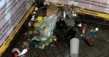 На Тернопільщині жінка потрощила Алею пам’яті Героїв