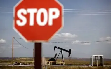 EU to present proposal to ban all Russian oil imports in early 2026