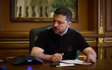 Zelenskyy awards state decorations to 162 Ukrainian service members, 72 of them posthumously