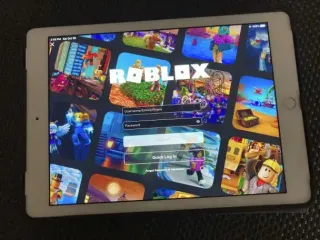 Россия заблокировала доступ к Roblox, обвинив ее в «экстремизме» и «ЛГБТ-пропаганде»