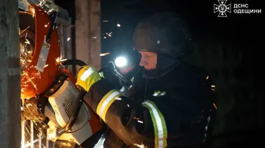 Russians attack Odesa with drones: 6 injured, fire rages – photos, video