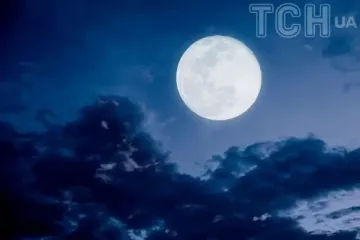 Холодний Місяць 5 грудня: чому така назва і чим особлива остання Суперповня у році