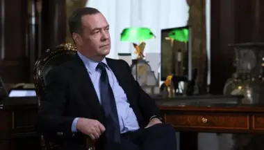 Медведев набросился с угрозами на Европу из-за планов использовать замороженные активы РФ